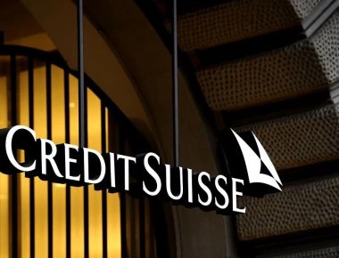 Συνέλαβαν τρία πρώην στελέχη της τράπεζας Credit Suisse για εμπλοκή σε σκάνδαλο 2 δισ. δολαρίων στη Μοζαμβίκη